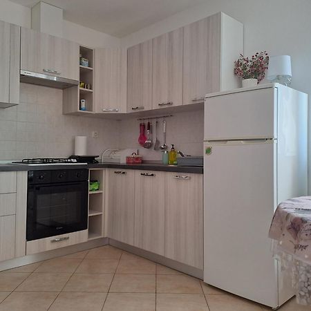 Apartman valbandon Fažana Exteriör bild