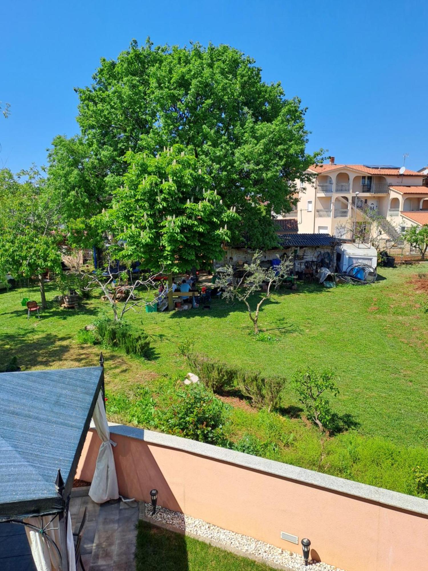 Apartman valbandon Fažana Exteriör bild